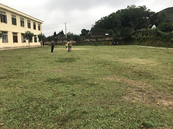 Dự án xây dựng sân bóng đá mini trong trường học